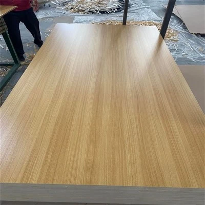 Mebel uchun suv o'tkazmaydigan melaminli qatlamli kontrplak
